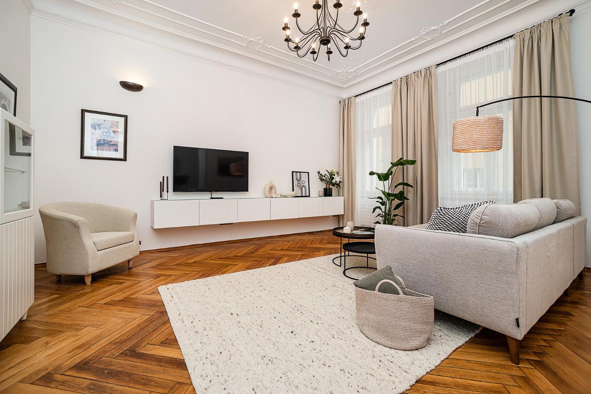 Luxurious Two-bedroom In The Old Town Daire