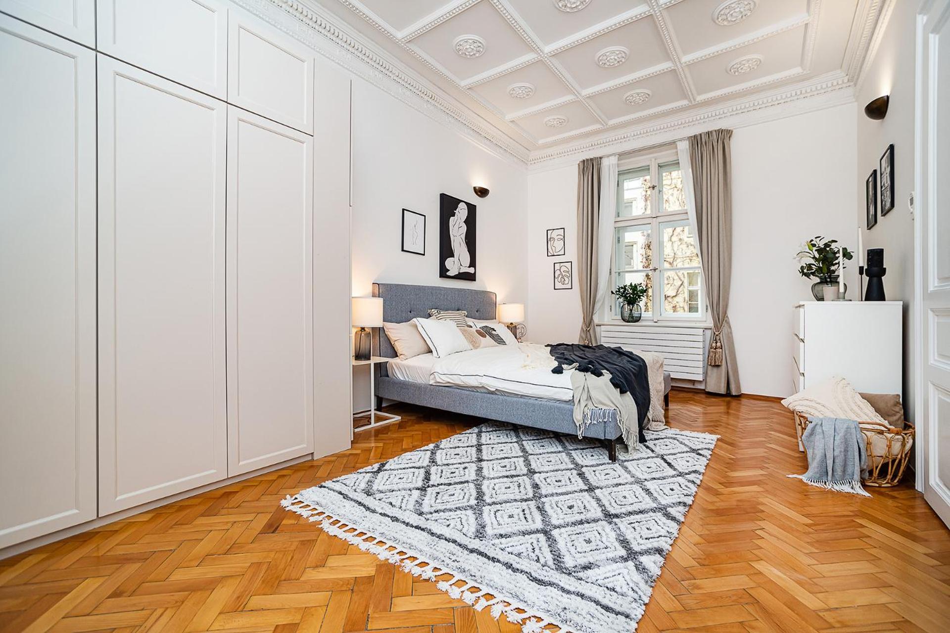 Luxurious Two-bedroom In The Old Town Daire *